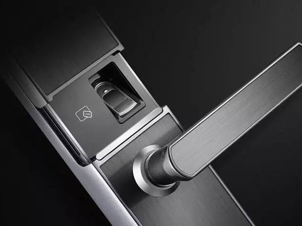 大新24小时上门开锁公司